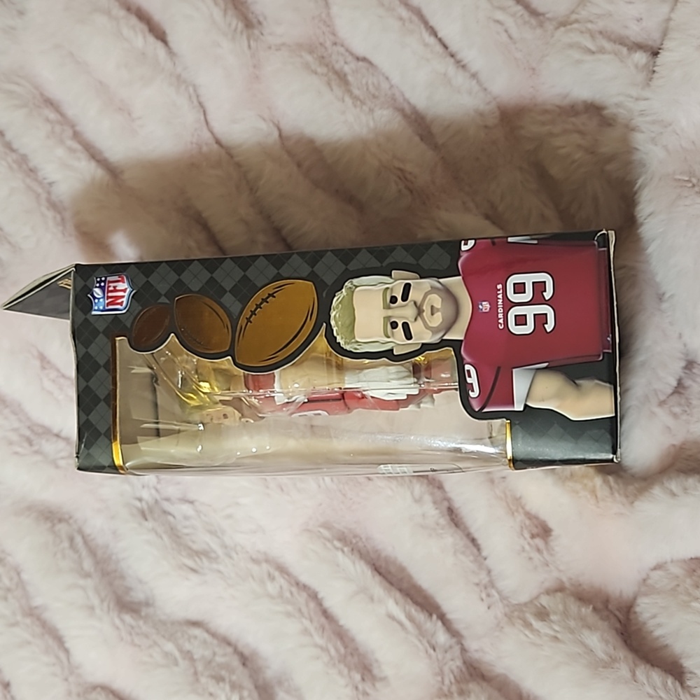 Funko NFL 🆕️ J. J. Watt Premium Vinyl Figurine - Picture 4 of 11